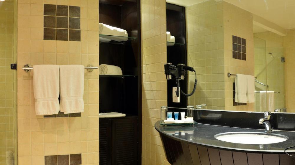 Park Lane Hotel Лахор Екстериор снимка