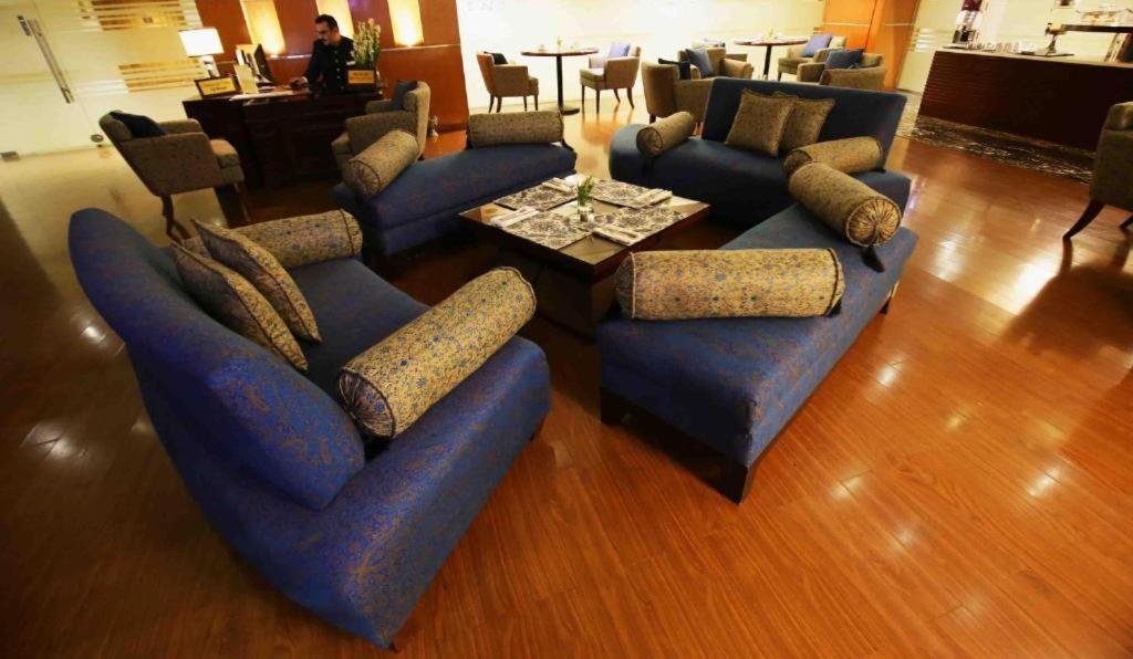 Park Lane Hotel Лахор Екстериор снимка