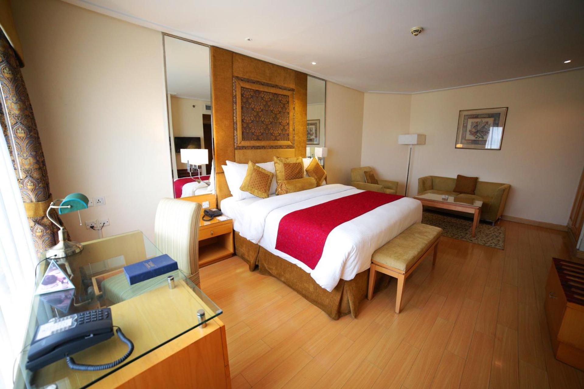 Park Lane Hotel Лахор Екстериор снимка